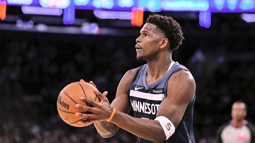Timberwolves Star Anthony Edwards Hit With Concerning News