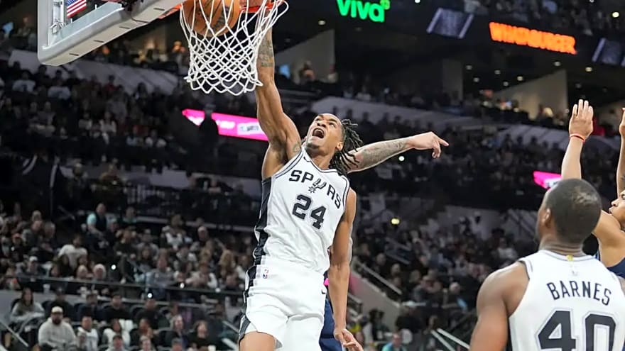 Devin Vassell Gets Honest Message From Spurs Coach Mitch Johnson After Dominant 145-120 Win