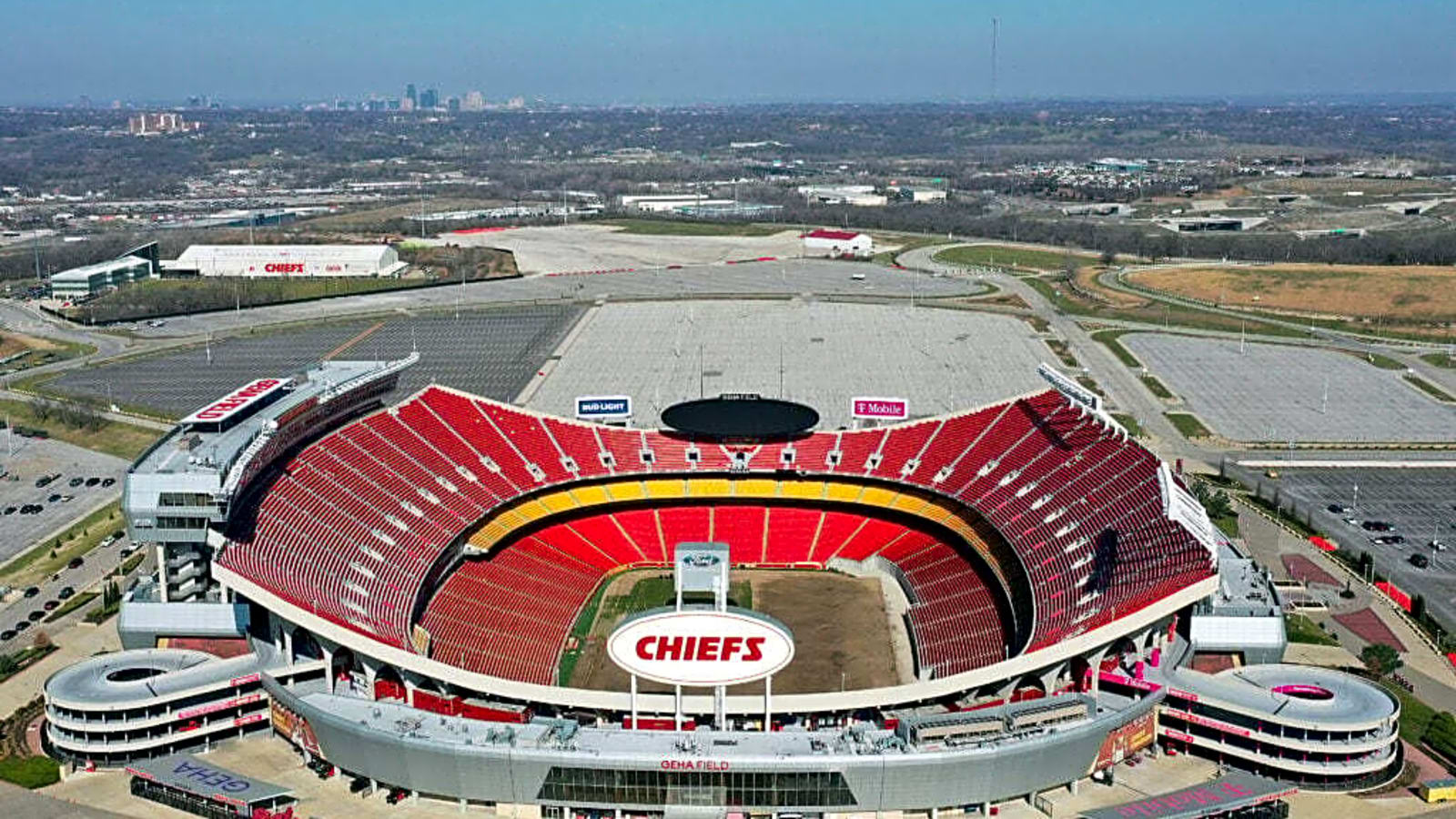 Kansas Governor reaches a decision about Chiefs’ $3 billion stadium dreams