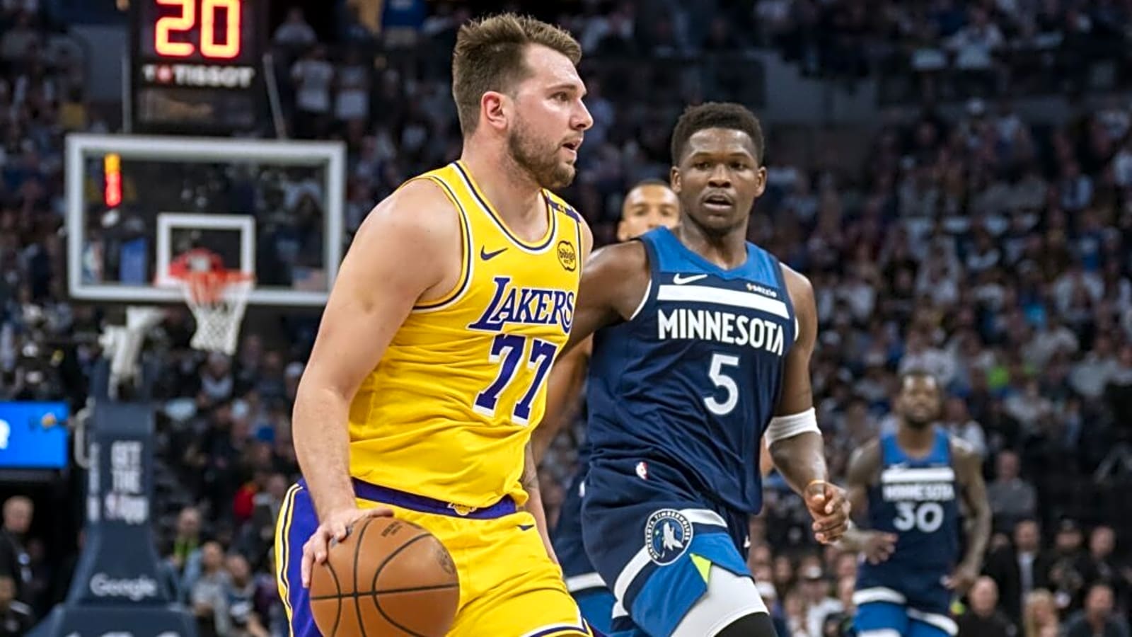 The Lakers Might Win the Offseason Without Making a Big Move