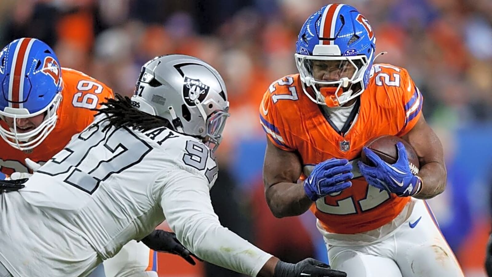 J.K. Dobbins Signs Contract With Denver Broncos