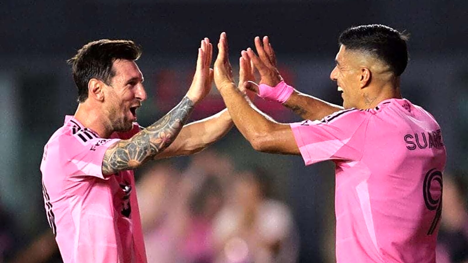 Lionel Messi Luis Suarez Reunion Continues As Inter Miami Hand New Contract
