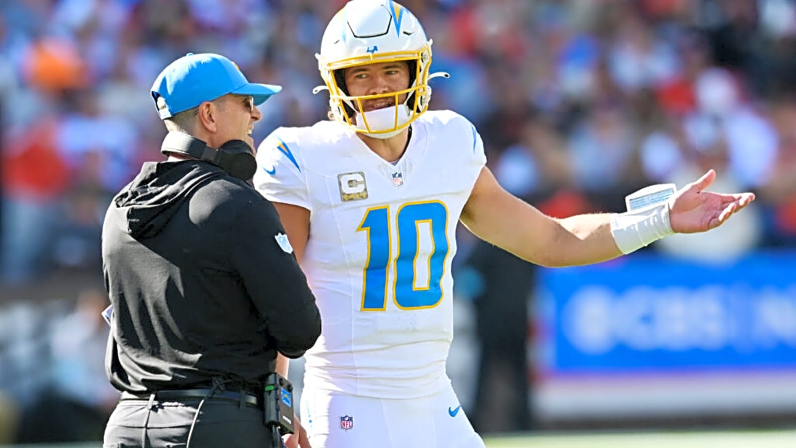 Chargers Make QB Move Amid Justin Herbert’s Struggles
