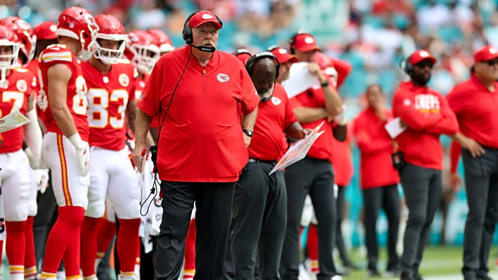 Kansas City Chiefs Mysteriously Bench Starter Against Raiders