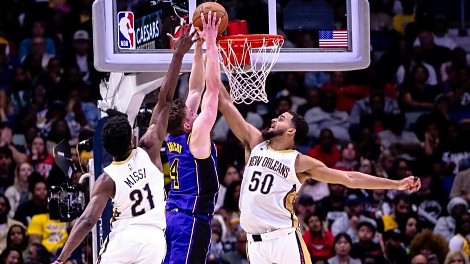 Lakers Discussing Trades for Three Young Centers