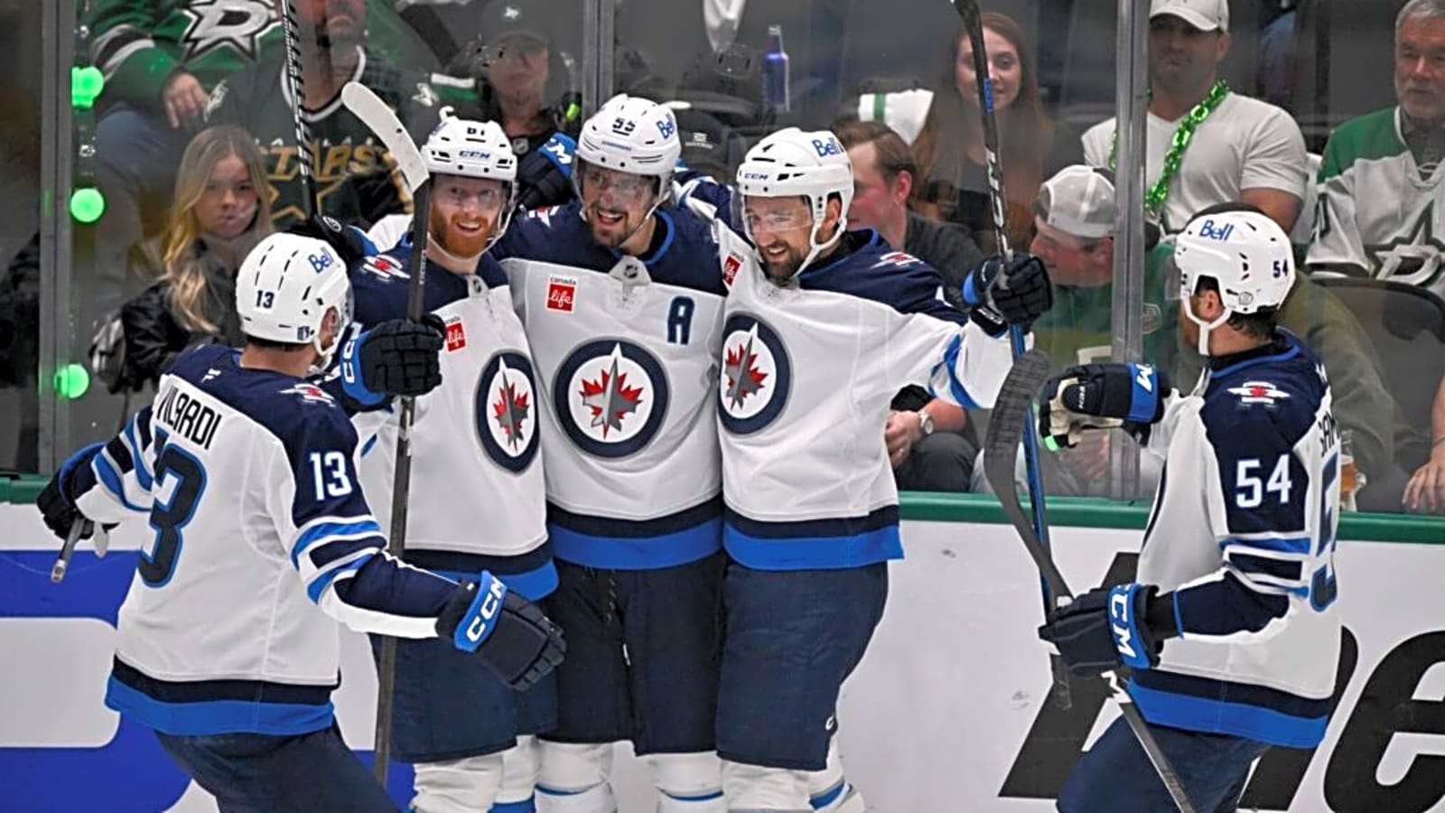 Winnipeg Jets Sign RFA Defenceman to Extension