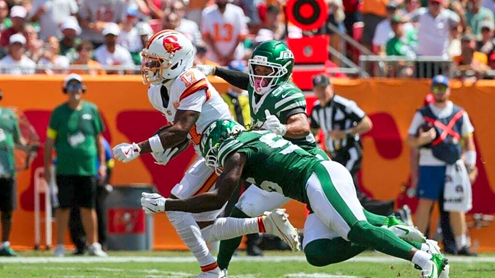 How the Trade Deadline Can Benefit the Jets Future