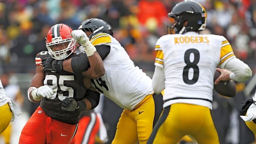 Steelers QB Aaron Rodgers Speaks On Playing Future, Retirement