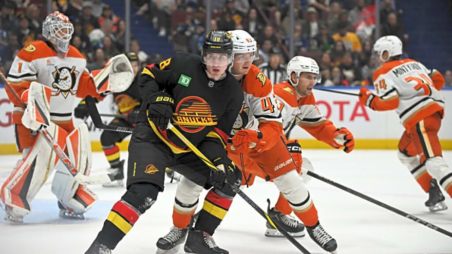 NHL Predictions: November 26 Vancouver Canucks vs Anaheim Ducks