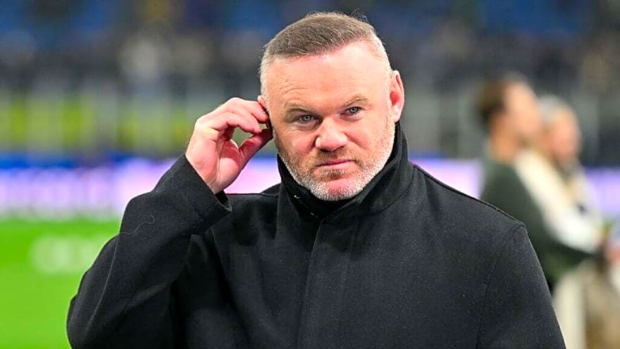 Why Wayne Rooney thinks ‘irrelevant’ popular fan not cutting his hair wants Man United to lose