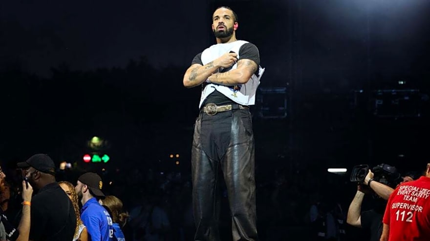 Drake is retiring from sports betting after losing $1 million over Patriots loss in Super Bowl