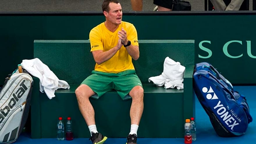 The tennis player Lleyton Hewitt would sit next to on a 15-hour flight
