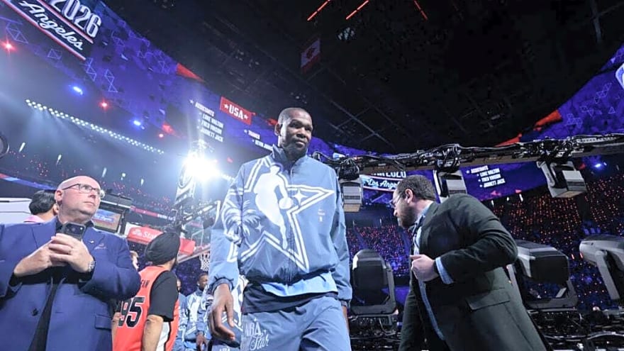 Kevin Durant allegedly caught using a burner to criticize his teammates on X