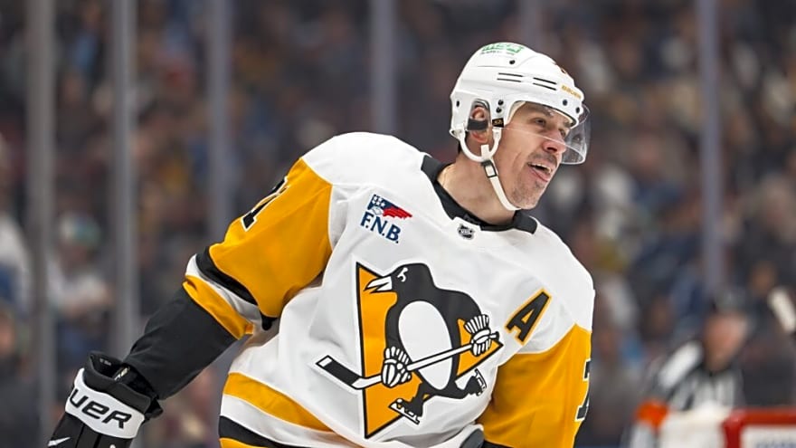 Scary Moment For Penguins As Evgeni Malkin Collapses In Pain After Shoulder Bump On Bench 