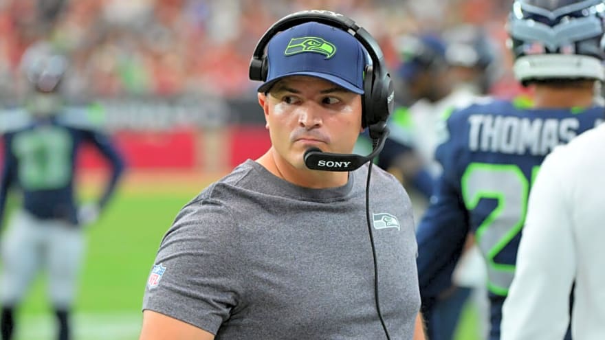Seahawks Reportedly Pursuing Move for Former 1,300-Yard Weapon