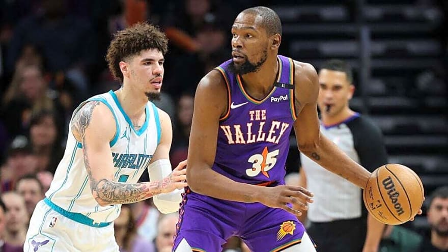 Kevin Durant claps back at fan for lying about what LaMelo Ball said to him