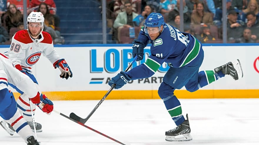 Toronto Maple Leafs Acquire Feel-Good Story Forward From Canucks
