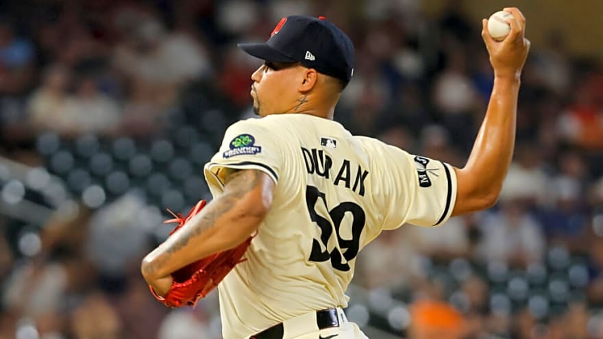 Phillies Reportedly Acquiring Twins Relief Pitcher
