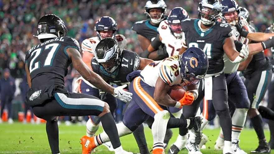 Super Bowl Champion Signs With The Raiders