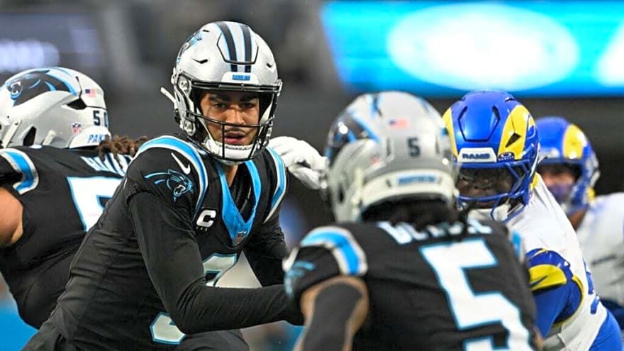 1,000-Yard Rusher Agrees to Contract With Pittsburgh Steelers