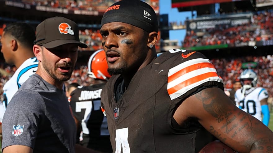 Browns Fans Send Confusing 3-Word Message to Deshaun Watson