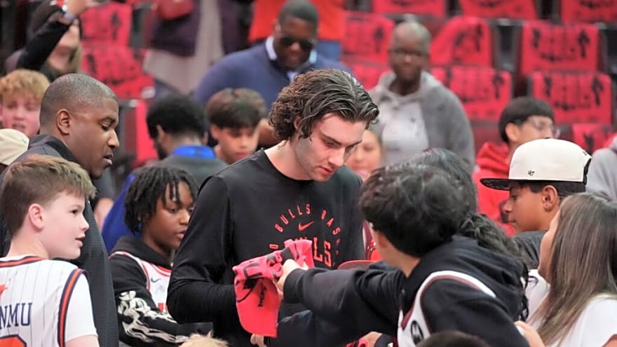Josh Giddey And Bulls Playing ‘Poker’ In Contract Negotiations