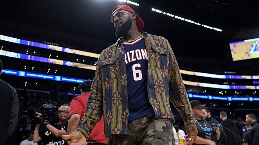 The LeBron James Comment That Has Lakers Fans Fired Up