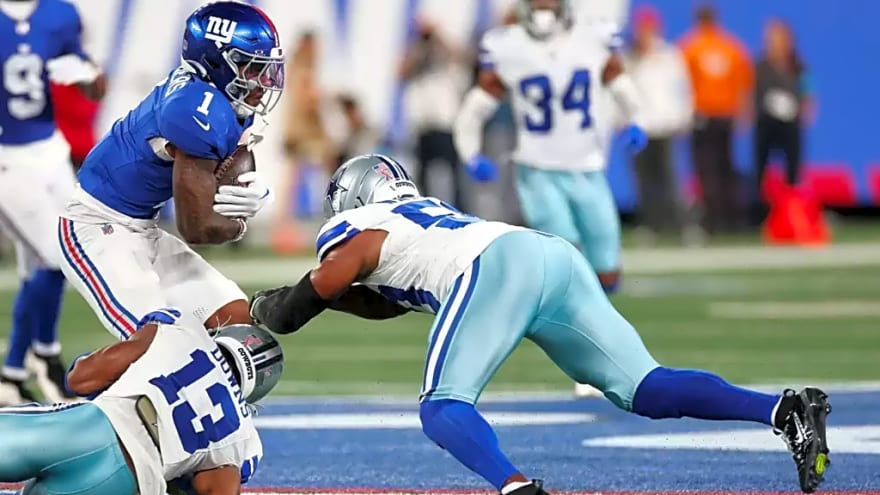 Cowboys’ Caleb Downs records his first NFL sack on Jaxson Dart against the Giants