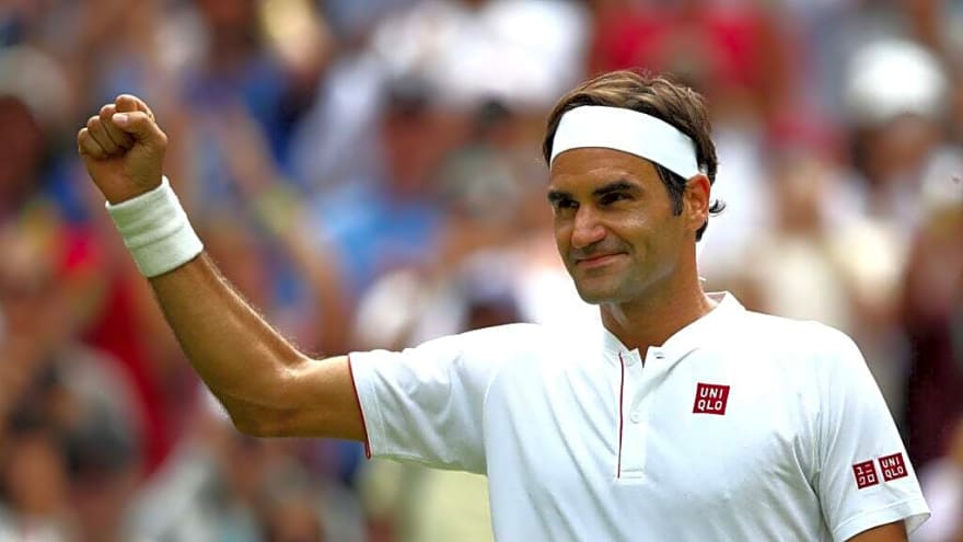 The special gift Pele gave Roger Federer in 2012