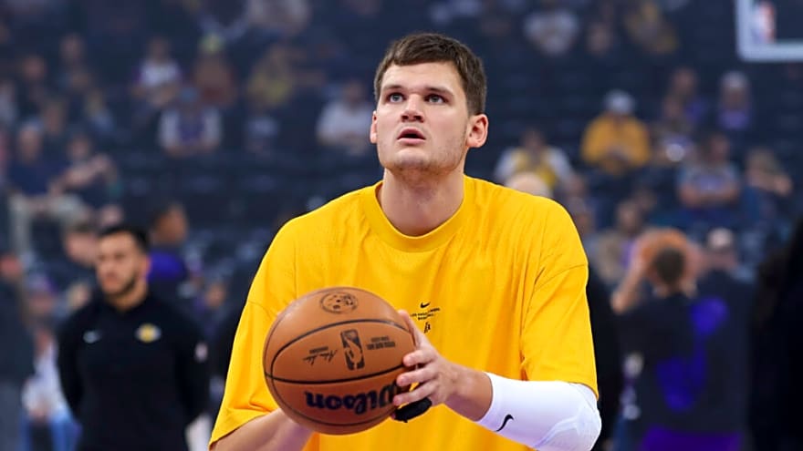Lakers Get Brutal Walker Kessler Prediction Amid Hot Start