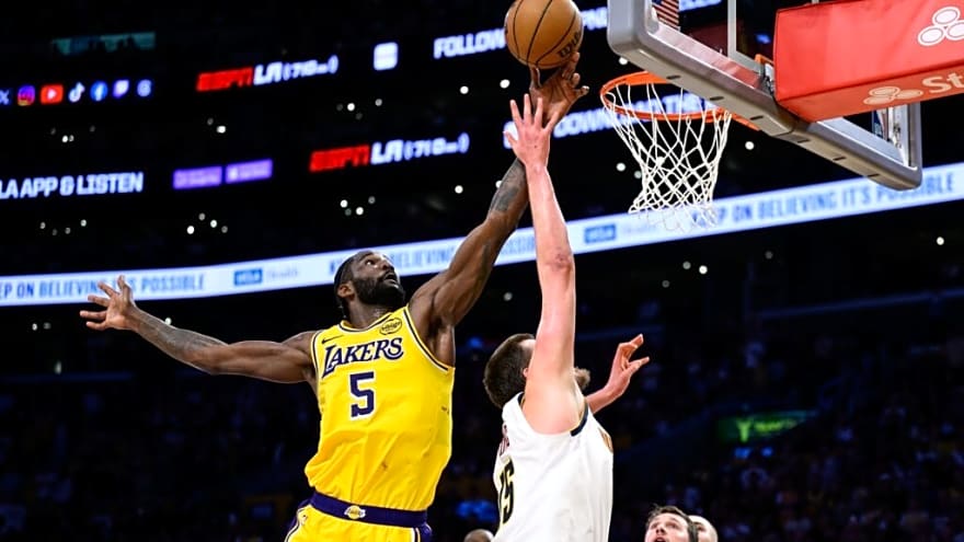 Lakers’ Deandre Ayton Stepping Up Before Crucial Stretch