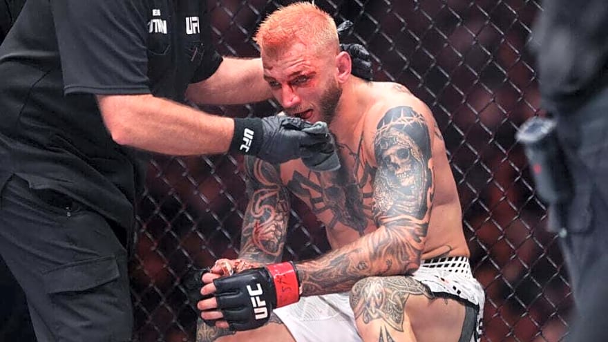 Former UFC star slams ‘the worst referee to ever exist’ for his part in recent UFC 325 beating