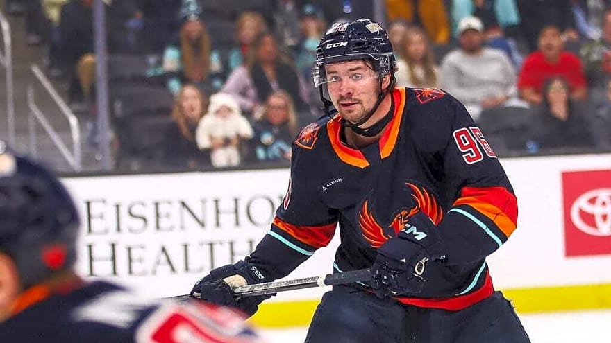 Kraken Place Four Players On Waivers