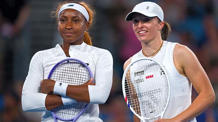 Coco Gauff breaking her tennis racket leads to Iga Swiatek’s blunt ‘animals’ question