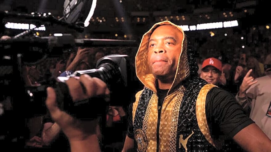 UFC legend reveals why he turned down Anderson Silva fight before Tyron Woodley stepped in