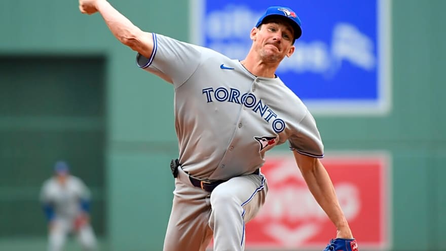 Report: Veteran Starter Bassitt Signs One-Year Deal with Orioles