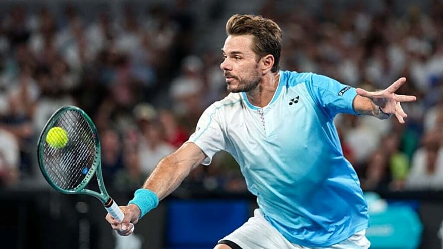 Stan Wawrinka posts message on social media after winning first match since Australian Open