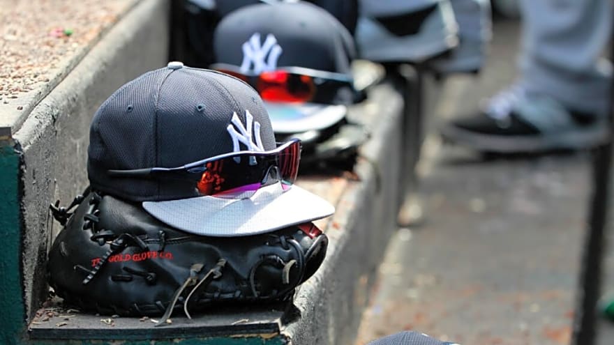 New York Yankees’ Former Top Prospect Signs in Mexico