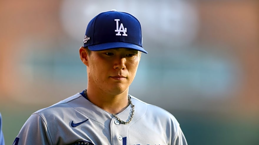 Dodgers’ Dave Robert Doesn’t Hold Back on Yoshinobu Yamamoto