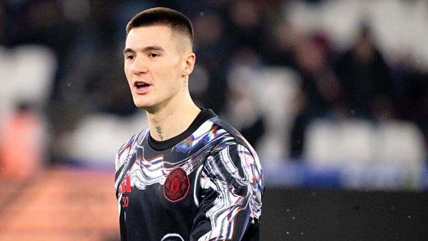 Gary Lineker offers theory on Benjamin Sesko early issues at Man Utd