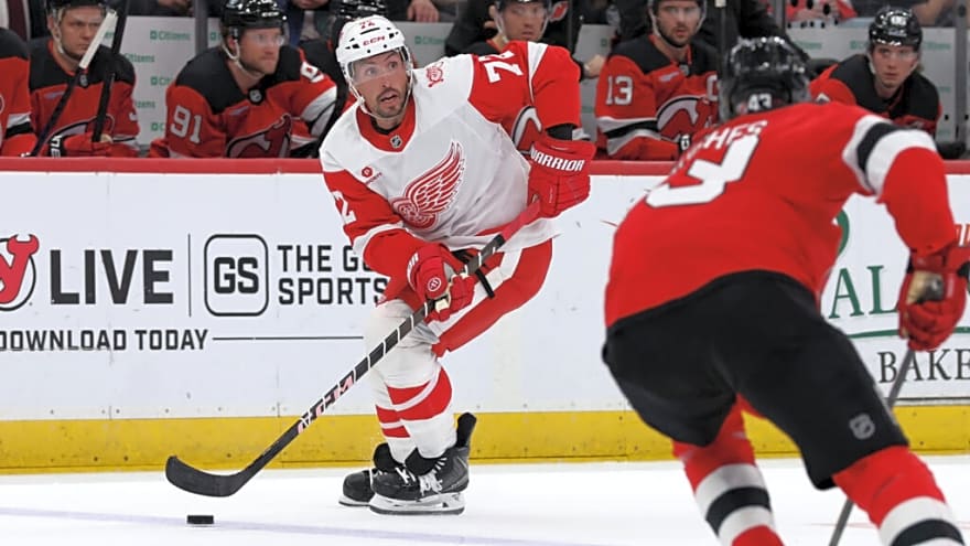 NHL Rumours: Red Wings Down to 2 Big Name D-Men at Deadline
