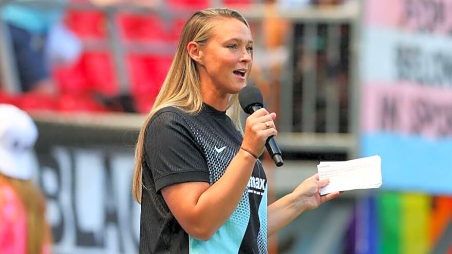 Kylie Kelce has an ‘earthshattering’ admission about Donna Kelce’s house remodelling news