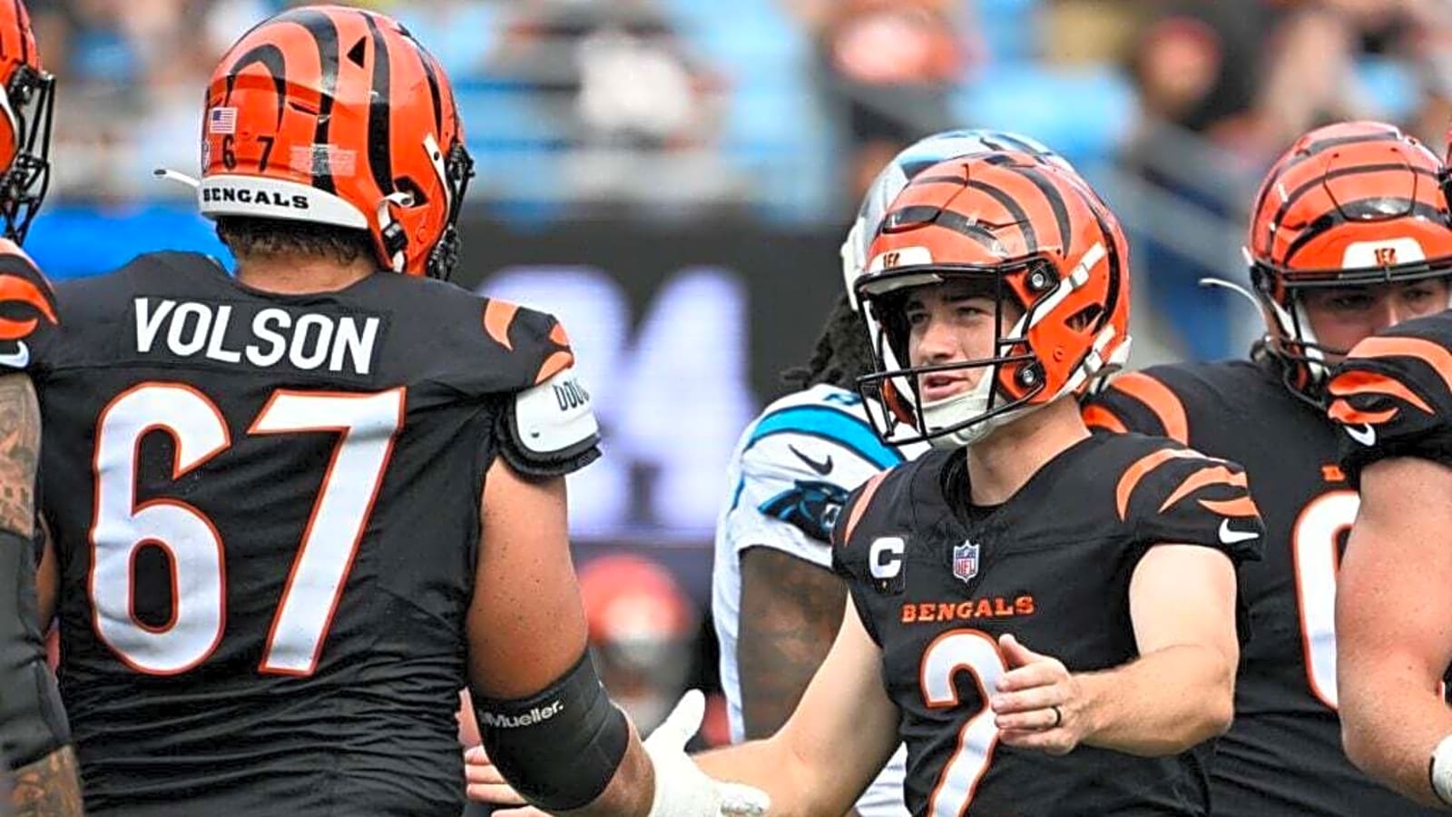 Guard With 48 Starts Signs Contract With The Titans