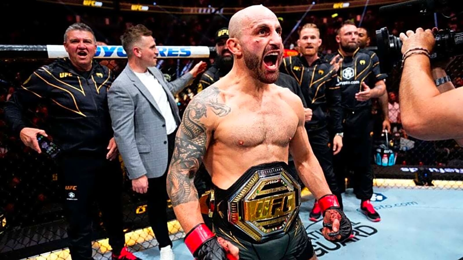 UFC legend claims UFC 323 was set to be headlined by Alexander Volkanovski before major U-turn