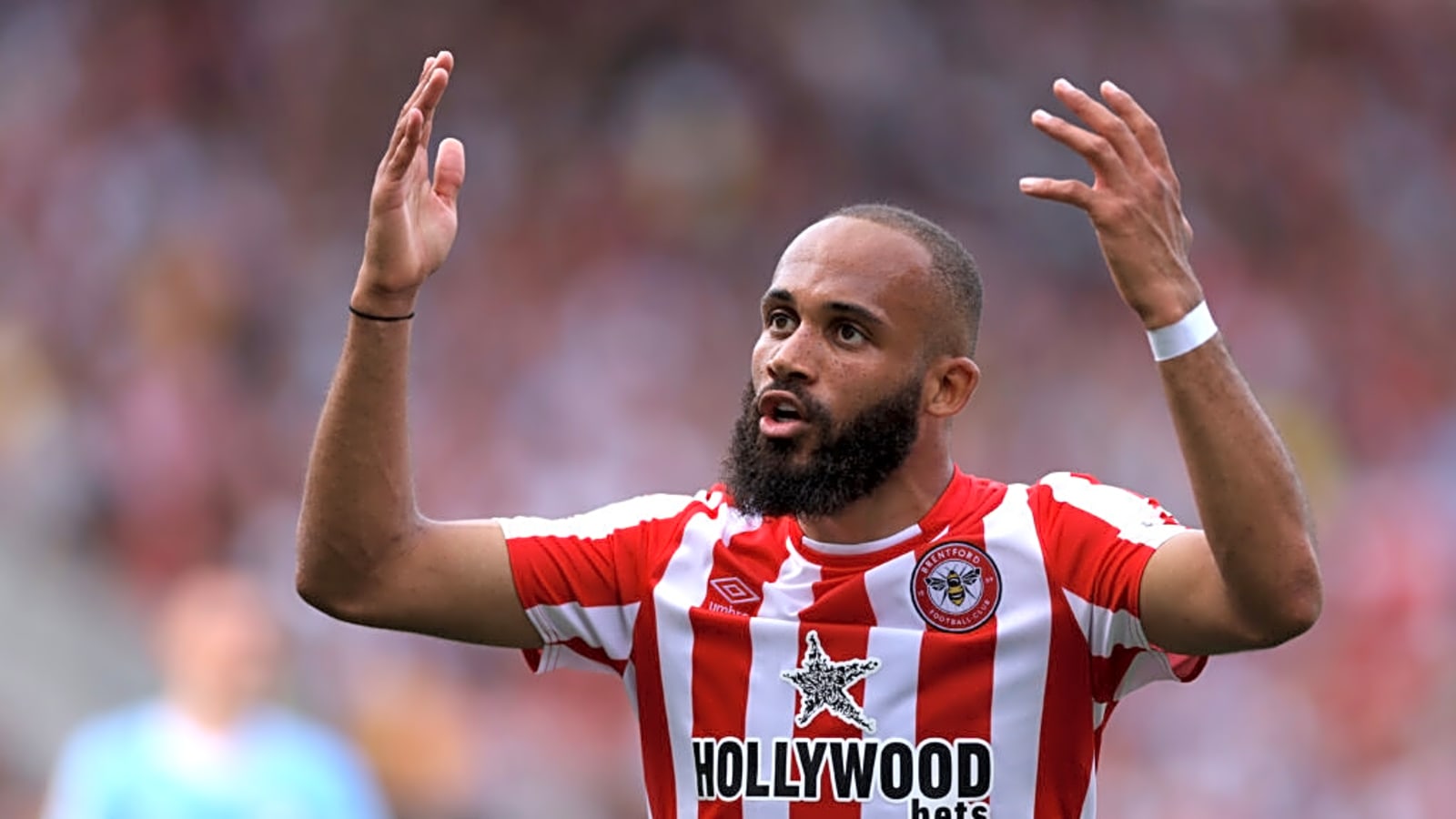 Bryan Mbeumo’s teammate discussed as Man United’s ‘economical’ midfield signing target