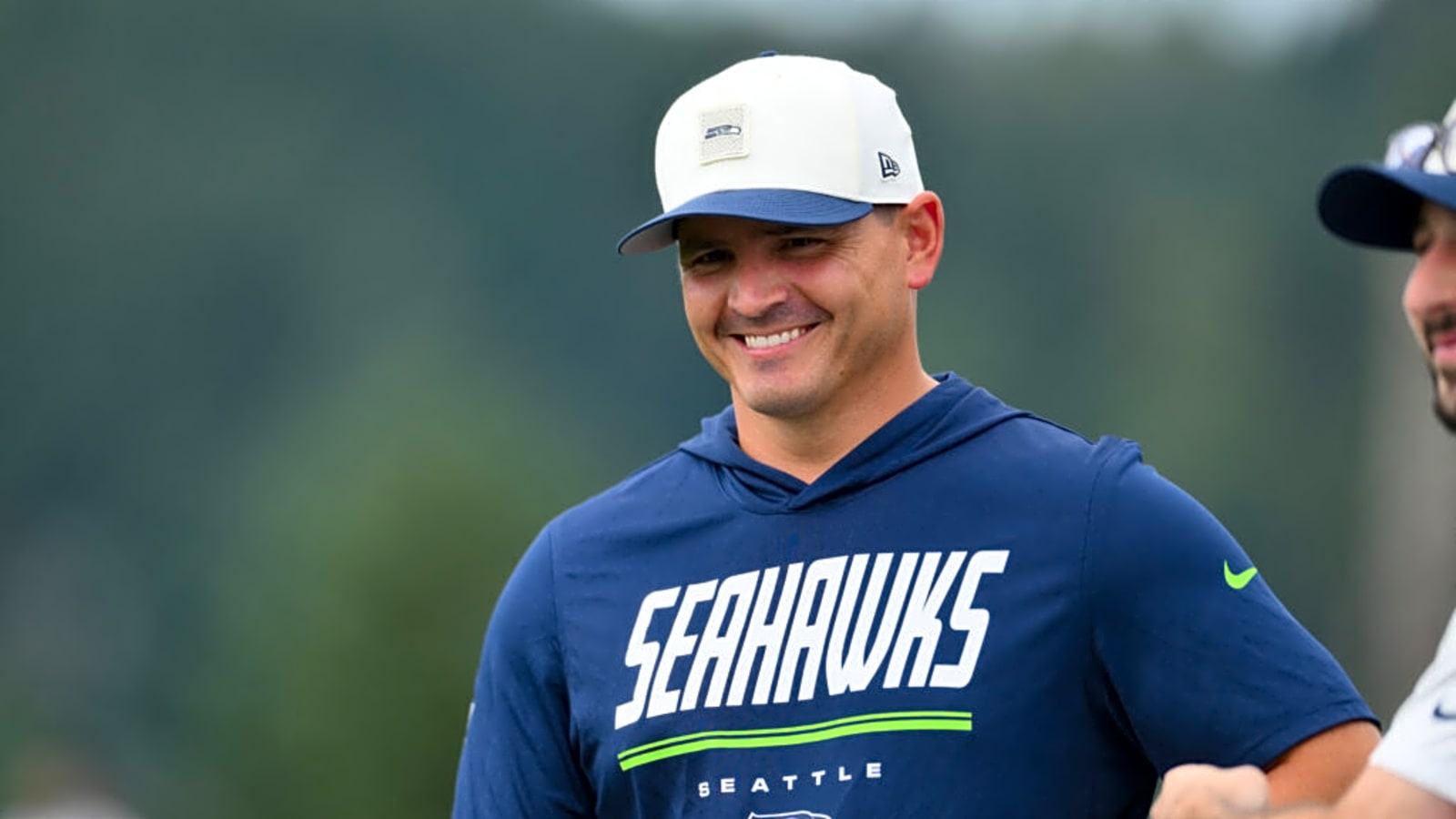 Seahawks Reportedly Poach Commanders Running Back