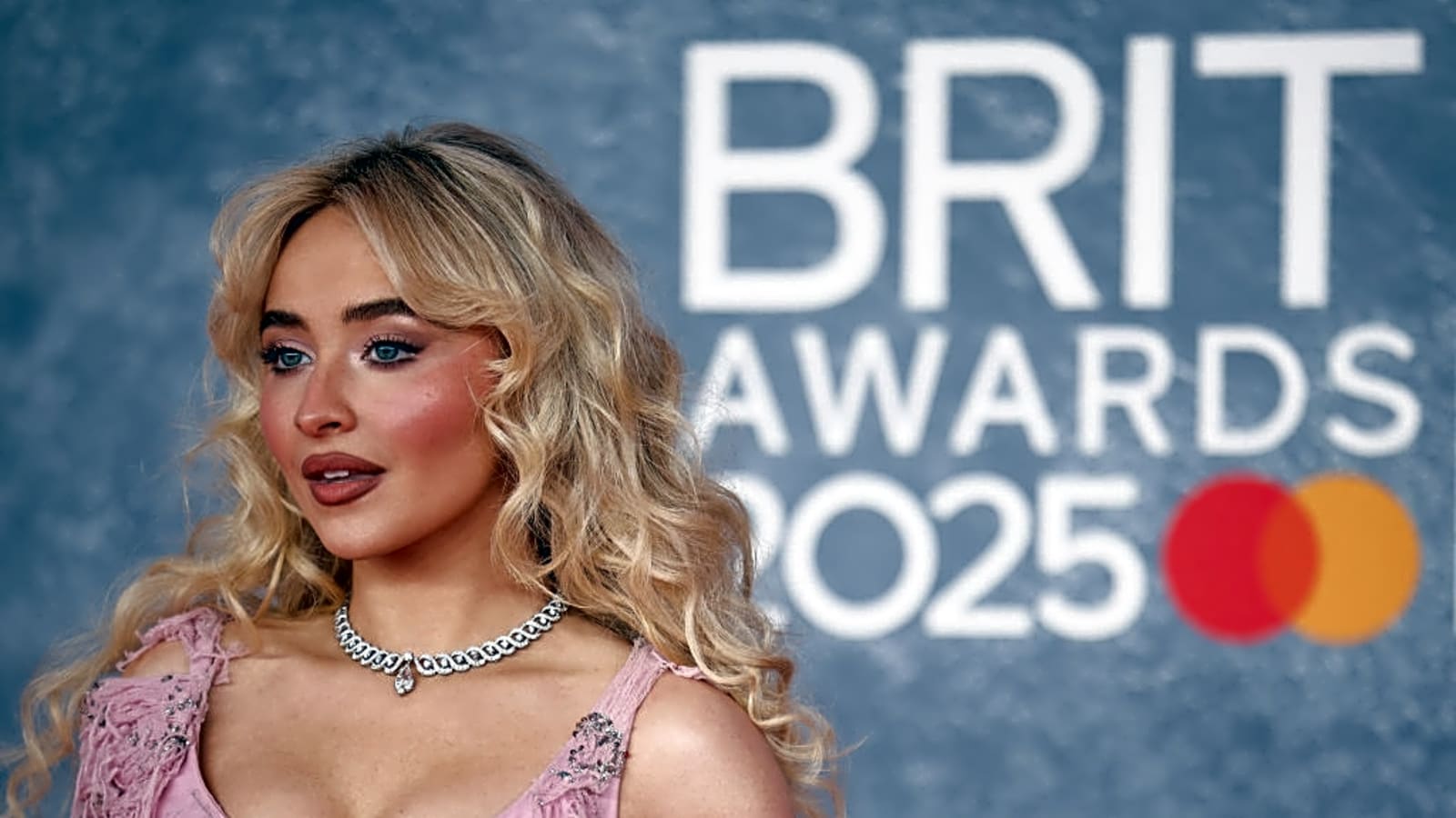 Sabrina Carpenter Denies &#39;Lolita&#39; Inspiration Behind W Magazine Photo Shoot