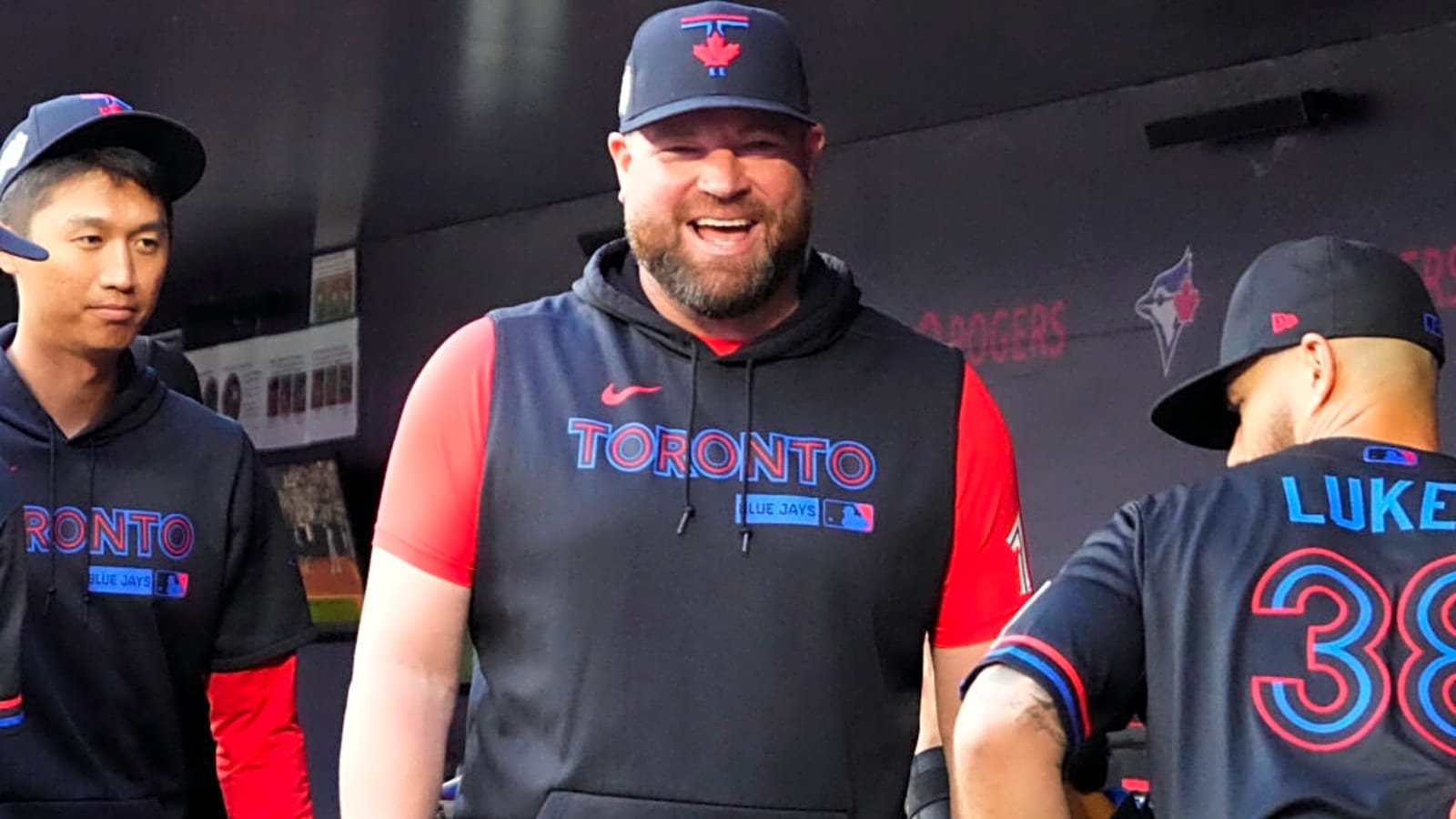 Blue Jays Acquire Young Outfielder in Early Offseason Move