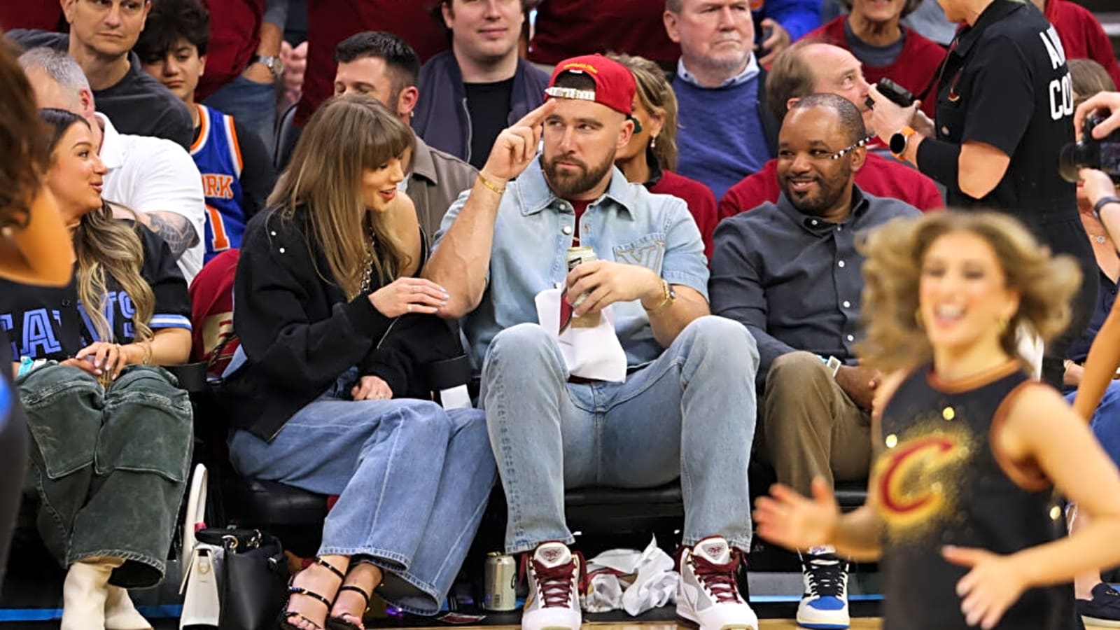 Cameras Caught Taylor Swift’s Cringe Reaction To Travis Kelce’s Beer-Chug On The Jumbotron While Sitting Courtside At Knicks-Cavs Game 3