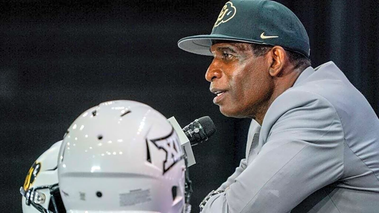  Deion Sanders Reveals He Had Cancer Surgery